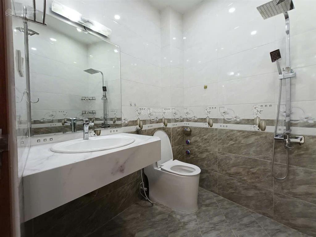 Chính chủ  nhà đẹp ngọc thuỵ, bồ đề  dân xây cực kì tâm huyết, 7 tầng thang máy  full nội thất