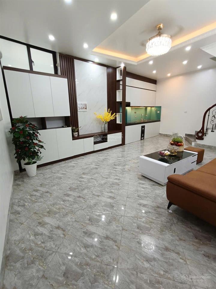 Chính chủ  nhà đẹp ngọc thuỵ, bồ đề  dân xây cực kì tâm huyết, 7 tầng thang máy  full nội thất