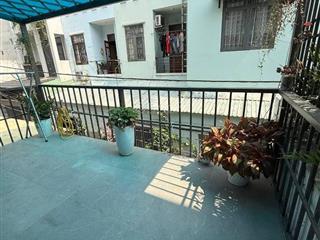 Chủ nhà bán trực tiếp nhà 3 tầng chưa tới 5đ ngay ngã 4 lê văn thọ và pvc  4pn  có sân để xe máy