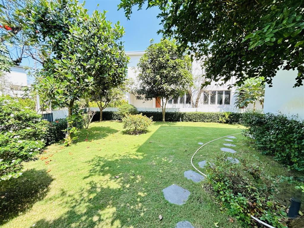 Cho thuê biệt thự sân vườn căn góc 4pn, 3wc, 322m2 tại khu đô thị swanbay, đảo đại phước, đồng nai