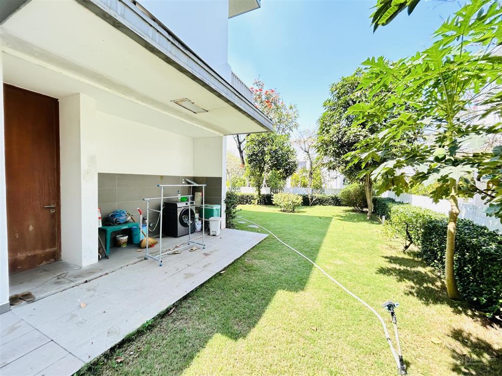 Cho thuê biệt thự sân vườn căn góc 4pn, 3wc, 322m2 tại khu đô thị swanbay, đảo đại phước, đồng nai