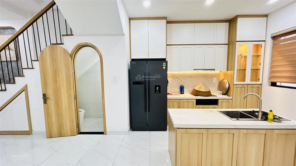 Cho thuê nhà mặt phố tại swan bay, 16 triệu vnd, 179m2
