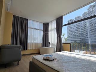 Cho thuê chdv ngay trung tâm q4, cửa sổ lớn, full nt, máy giặt riêng, thuận tiện qua q1, q7, q8