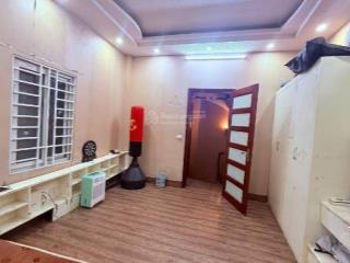 Chính chủ cần bán gấp nhà 35m 5t tại phạm văn đồng đối diện đhqg 10m ra ôtô đang chào 7.58 tỷ có tl