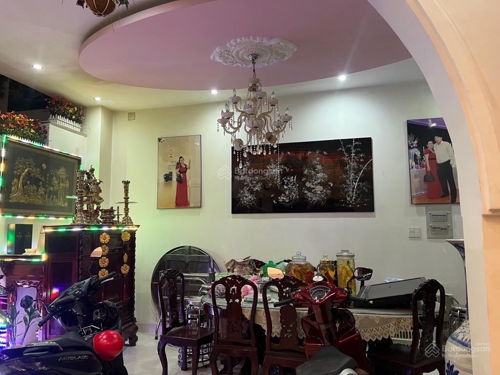 Lê văn lương nhà bè, biệt thự sân vườn 526m2, full nội thất siêu cao cấp, giá 24,5 tỷ