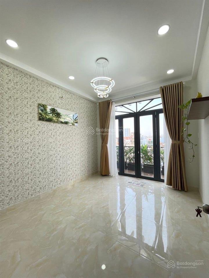 Bán np mễ cốc, 8.7 tỷ, 6pn, 5wc siêu hot tại q8. mặt tiền vừa kinh doanh vừa làm chdv