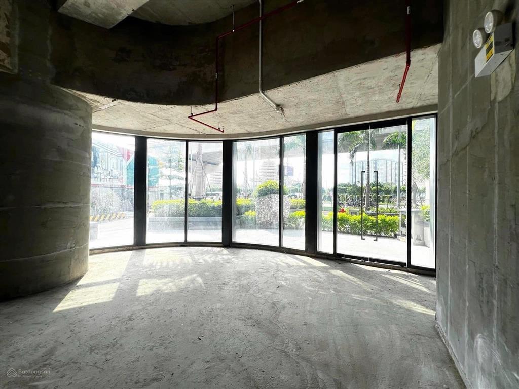 Em nhi quản lý căn shophouse lumiere cho thuê giá tốt