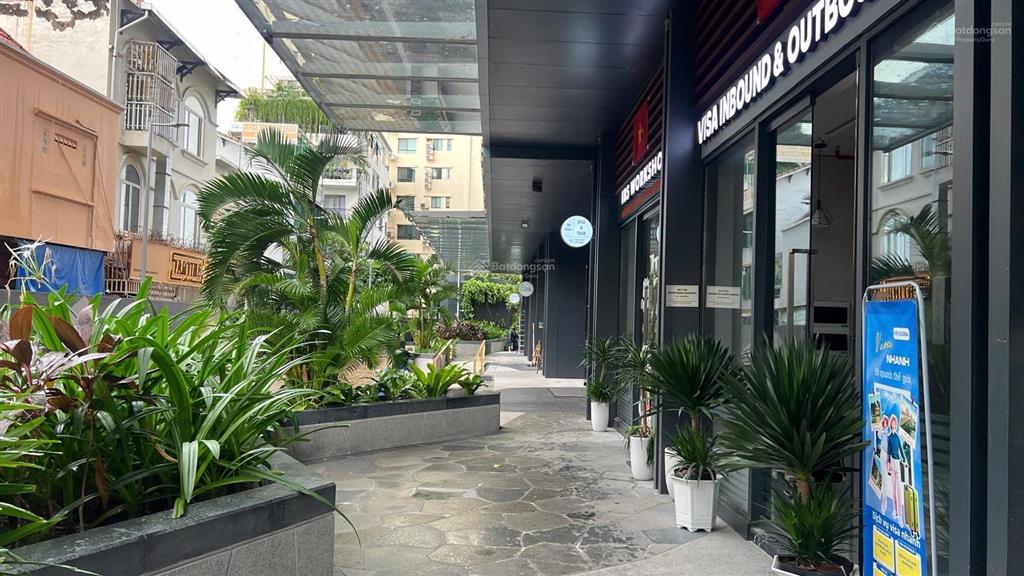 Em nhi quản lý căn shophouse lumiere cho thuê giá tốt