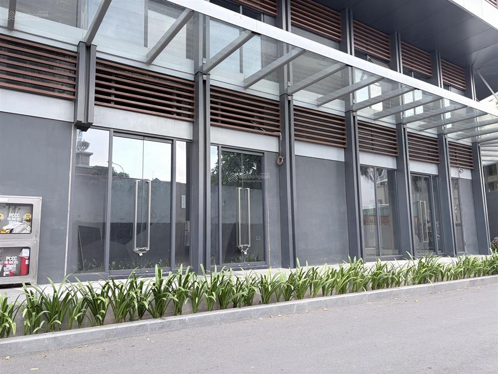 Em nhi quản lý căn shophouse lumiere cho thuê giá tốt