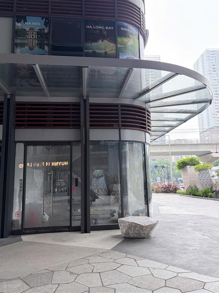 Cho thuê shophouse góc lumiere riverside mặt tiền đường võ trường toản chỉ 102 triệu