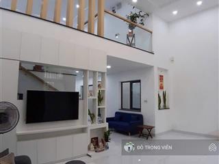 Nhà đẹp xây dựng tâm huyết mặt tiền đường số nhánh đỗ xuân hợp  p. phước bình