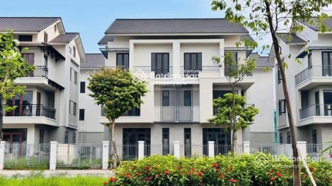Mở bán biệt thự đối diện cnc phù đổng, kết nối đại lộ gia bình giá chỉ từ 80tr/m2, ko gốc lãi 24th