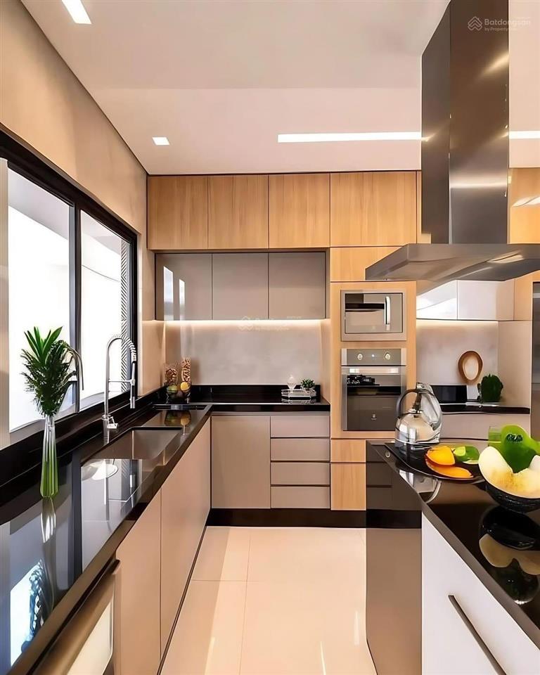 Tôi bán căn hộ chung cư 89m2 toà nhà vimeco nguyễn chánh giá hời thị trường