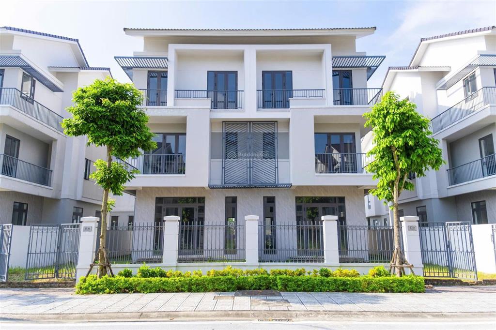 Chính chủ cần bán căn nhà 180m2 tại vsip bắc ninh 0835 948 ***