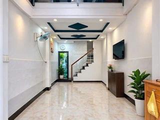 Shr  4,16 tỷ  mặt tiền vừa ở vừa kinh doanh  kề bên lê văn quới