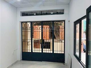 Shr 6,5 tỷ  nhà quận 10 sát mặt tiền đường 3 tháng 2