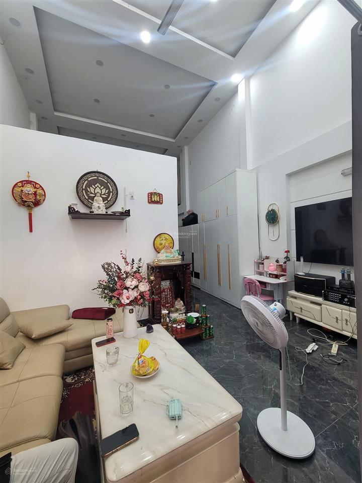 Quận 6  83m2  hẻm xe tải thông  gần chợ bình tiên  văn thân  5 x 15 nở hậu 12m