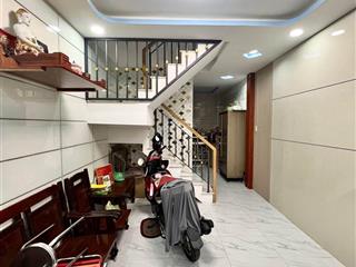 Nhà mới 3 tầng  4 pn đường hòa bình tân phú  cạnh đầm sen giá 3,78 tỷ