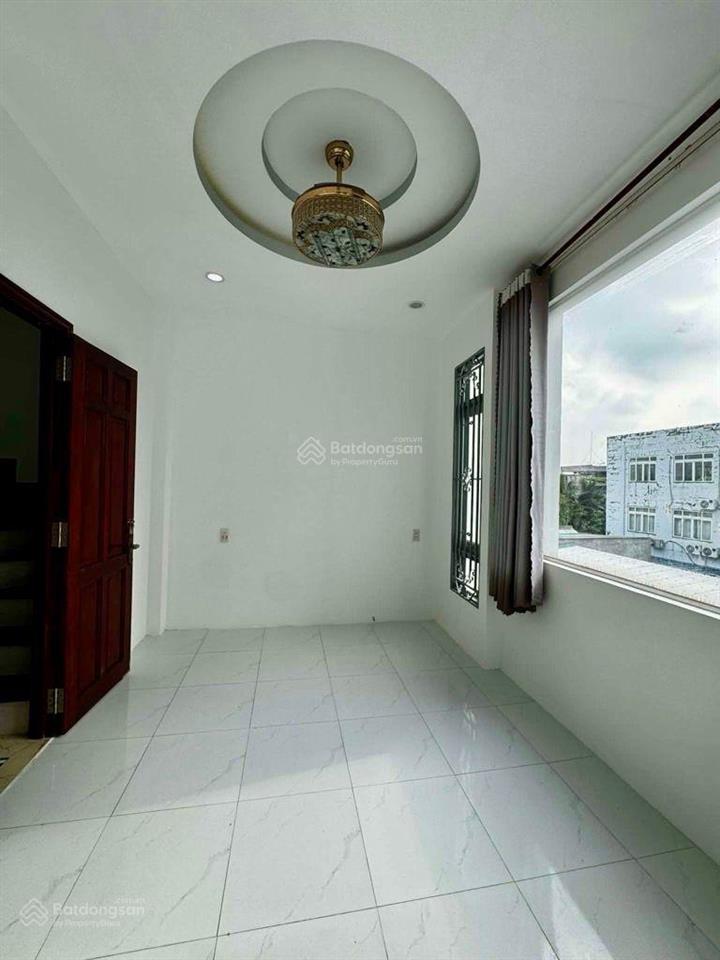 Bán nhà 2 mặt hẻm 55m2 cách mặt tiền 1 căn  vừa ở vừa cho thuê  đường tân hòa đông, p phú lâm q6