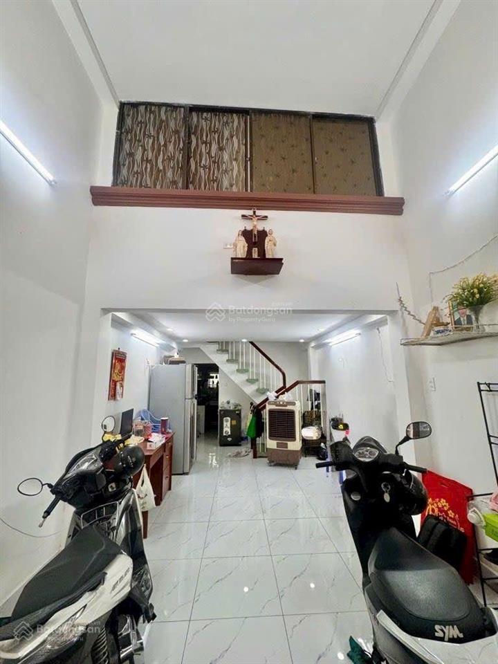 Bán nhà ôtô đậu tận nhà 2 mặt trước sau  khu vip trung tăm p phú lâm quận 6  3 tầng  5,9 tỷ
