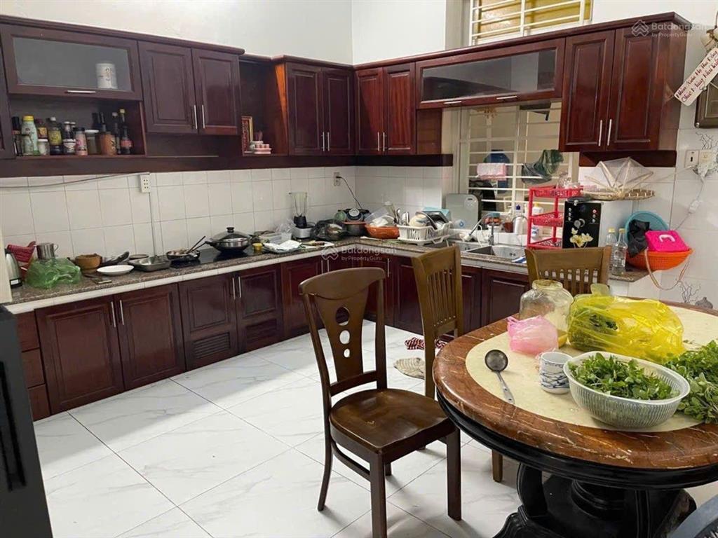 Mặt tiền đường số 25 gần metro bình phú q6 dòng tiền cho thuê 35triệu/tháng  90m2  4 tầng 10 tỷ