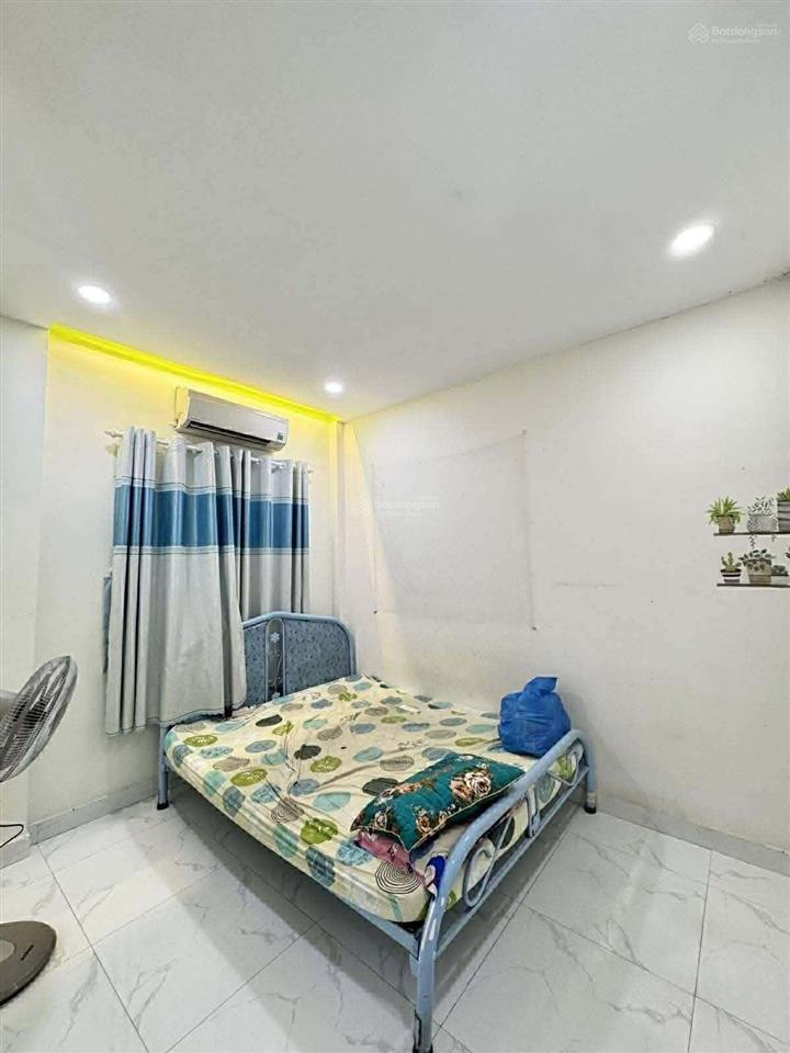 Nhà mới hẻm 201 mã lò 39m2 x 3.5m x 3 lầu chỉ 3.55 tỷ.