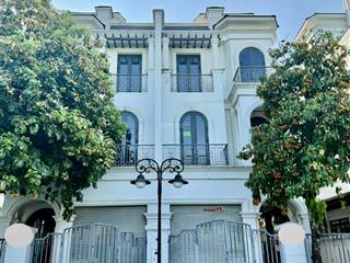 Bán căn song lập sao biển 9 140m2 đông nam mát mẻ view vườn hoa  0886 895 ***