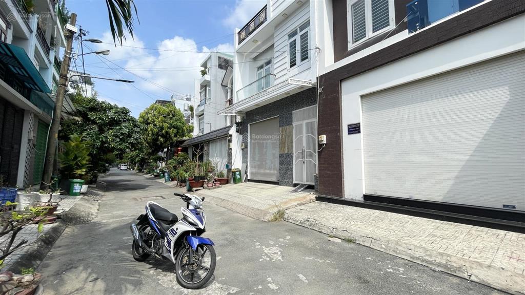 6x11 nhà 3 tầng 8,9 tỷ  mt đường số 1, hiệp bình chánh bên hông chợ hiệp bình nhiều tiện ích