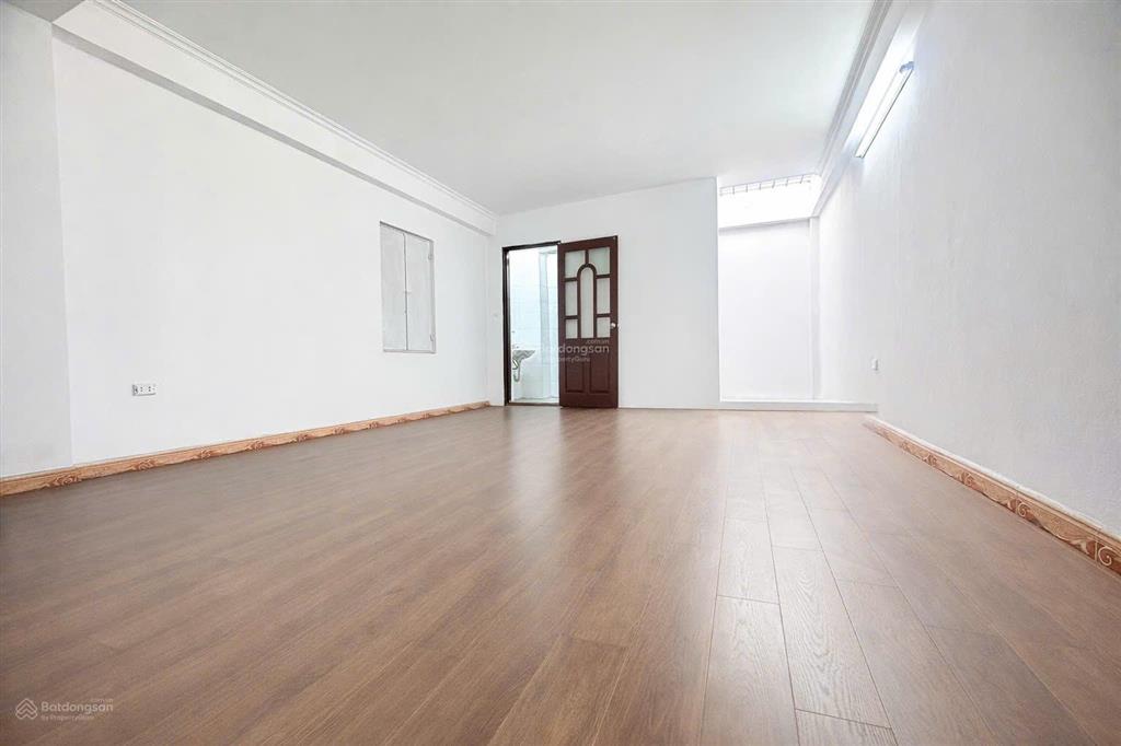 Chính chủ bán nhà 5 tầng trung tâm tây hồ 74m², thông sàn tối ưu công năng, giá 25 tỷ