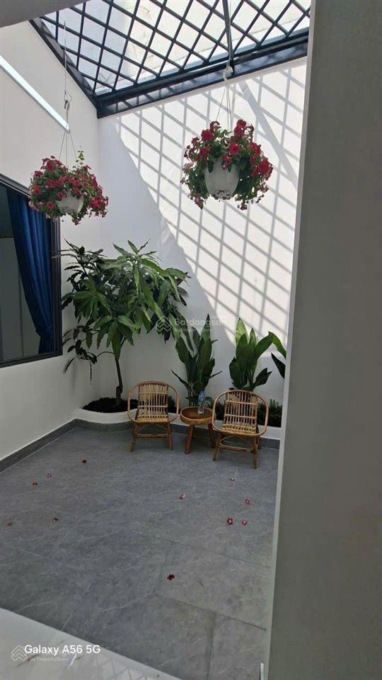 Nhà đẹp 80m2 hương lộ 2 hẻm ôtô thông sân thượng sân vườn thoáng mát