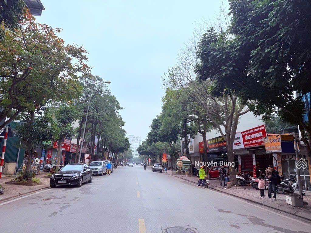 Hiếm siêu phẩm cửa hàng phân lô  3 làn ô tô tránh kinh doanh đỉnh