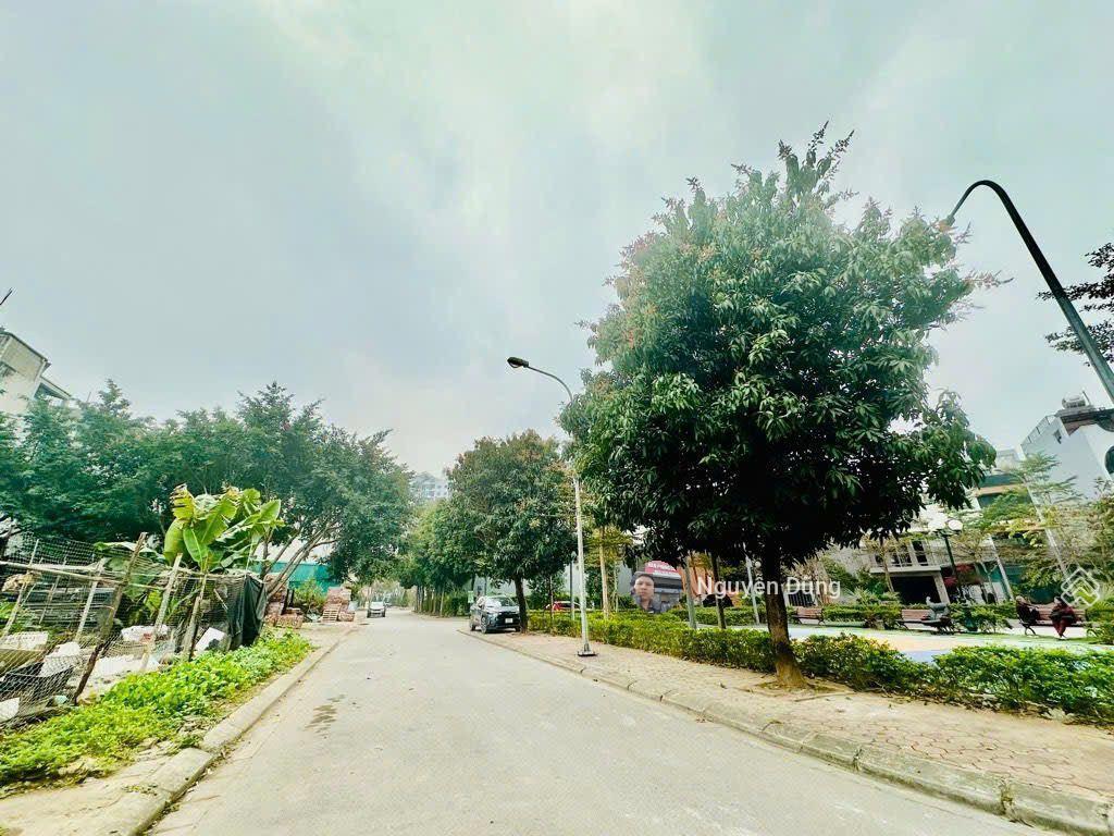 Hiếm siêu phẩm đất phân lô  3 làn ô tô tránh kinh doanh đỉnh