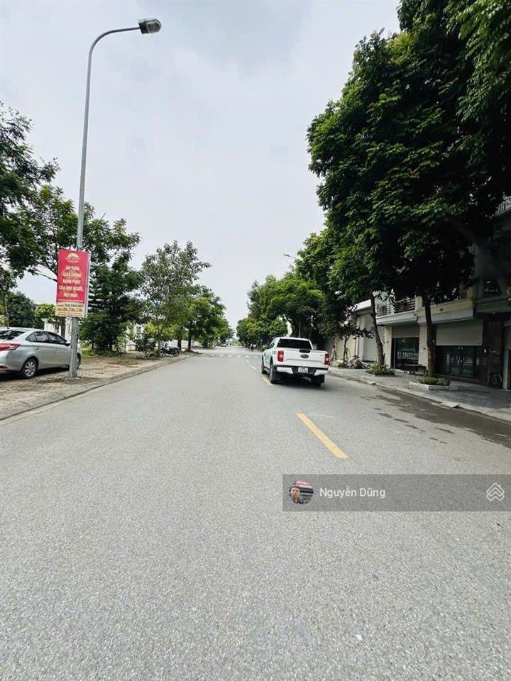 Hiếm siêu phẩm đất phân lô  3 làn ô tô tránh kinh doanh đỉnh