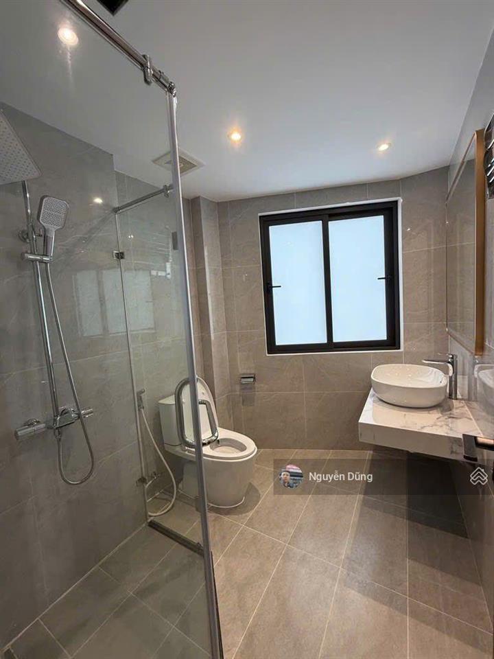 Siêu phẩm nhà lô góc 5 tầng việt hưng nhỏ tiền, hiếm hàng
