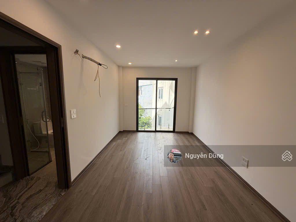 Siêu phẩm nhà lô góc 5 tầng việt hưng nhỏ tiền, hiếm hàng