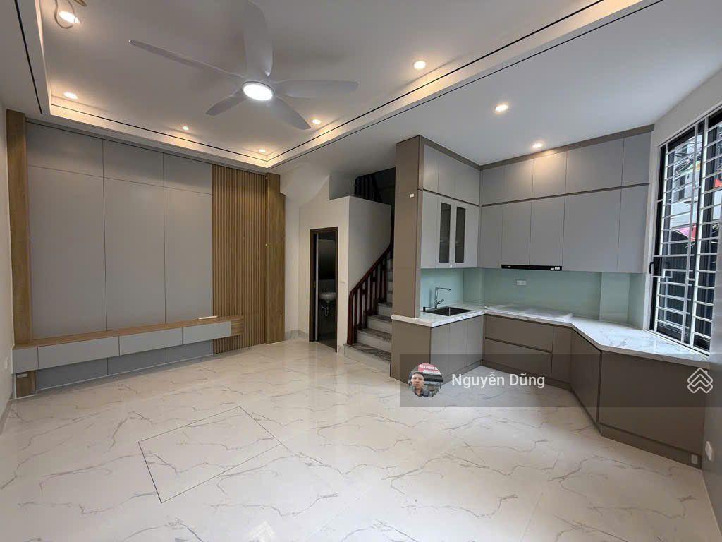 Siêu phẩm nhà lô góc 5 tầng việt hưng nhỏ tiền, hiếm hàng