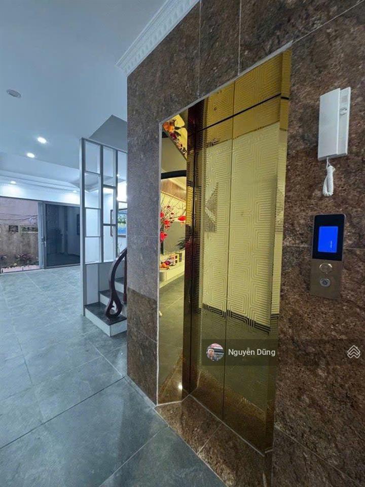 Nhà đẹp 6 tầng thang máy, full nội thất xách vali về ở ngay. khu dân trí cao, an ninh cực tốt.
