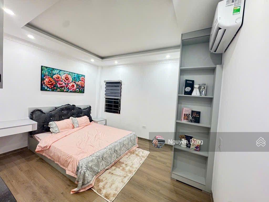 Nhà đẹp 6 tầng thang máy, full nội thất xách vali về ở ngay. khu dân trí cao, an ninh cực tốt.