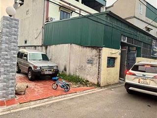 Hiếm, đất phân lô ô tô vào đất, vị trí trung tâm, đầu tư hay ở đều ok.