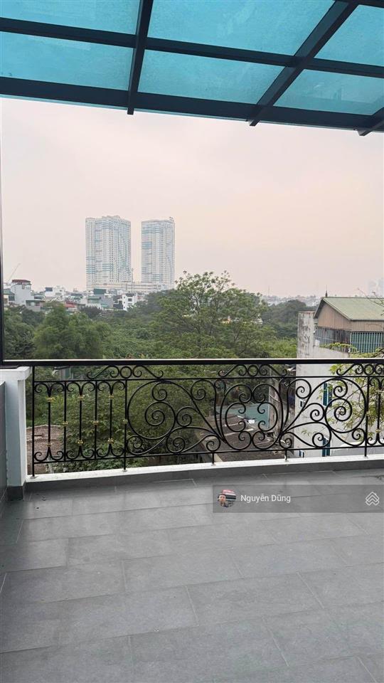 Nhà đẹp ô tô đỗ cửa thang máy kinh doanh đỉnh
