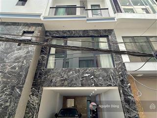Duplex 7 tầng gara ô tô thang máy khu dân trí cao. vị trí đắc địa