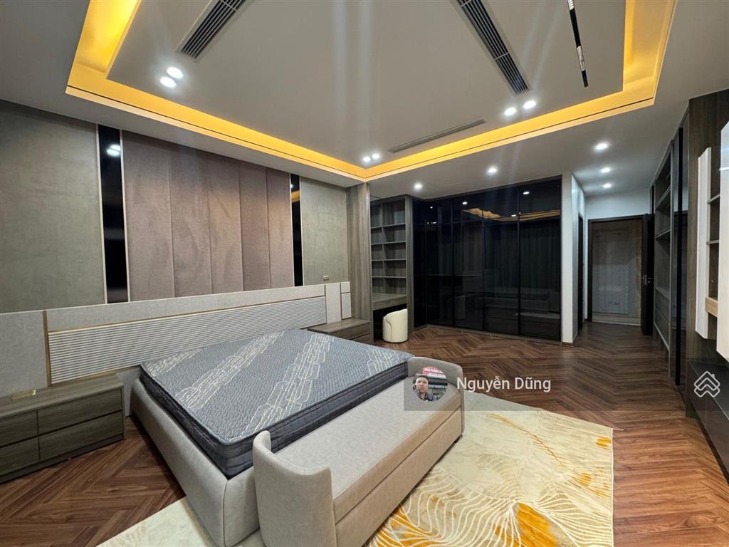 Siêu phẩm dulex 7 tầng thang máy gara ô tô vào nhà gần cầu chương dương đón sóng cầu trần