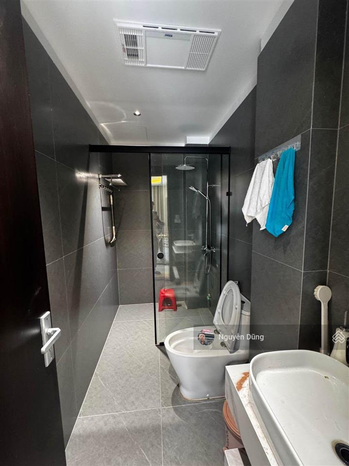 Siêu phẩm dulex 8 tầng thang máy xịn gara 2 ô tô ngủ trong nhà ở cực sướng