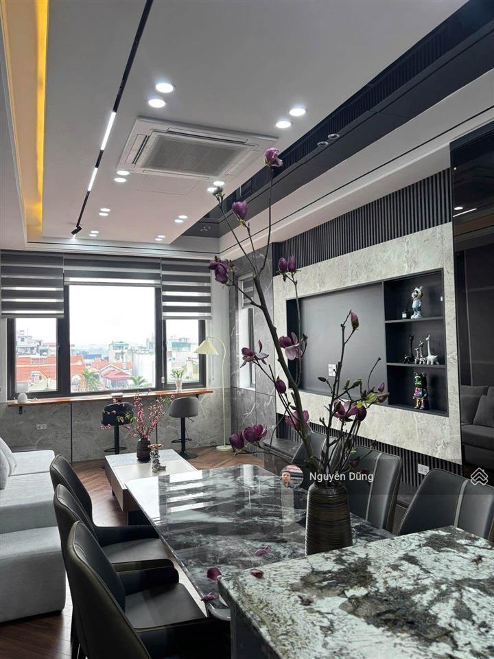 Siêu phẩm dulex 8 tầng thang máy gara ô tô full nội thất cao cấp