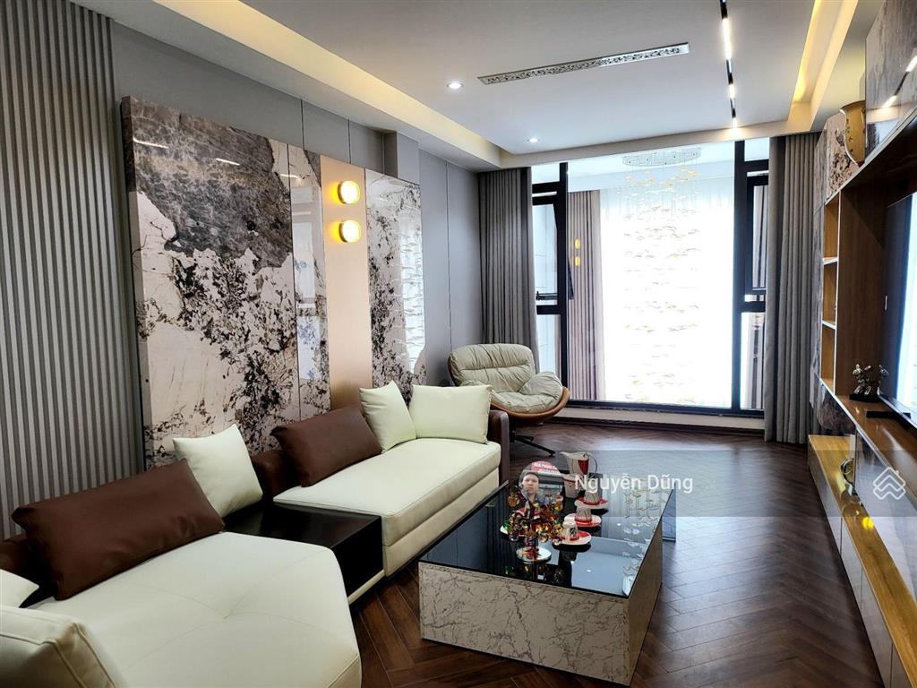 Siêu phẩm 6 tầng  thang máy diện tích rộng giá đầu tư. nhà 2 thoáng trước sau