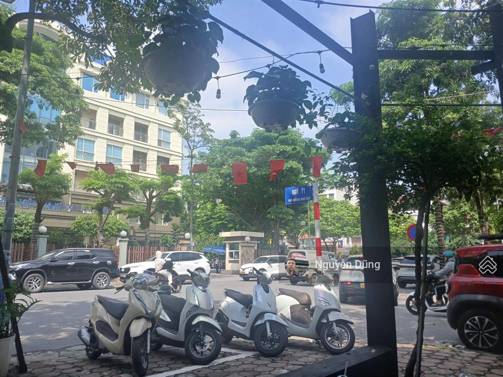 Vị trí đẹp kinh doanh đỉnh  ô tô dòng tiền ổn định
