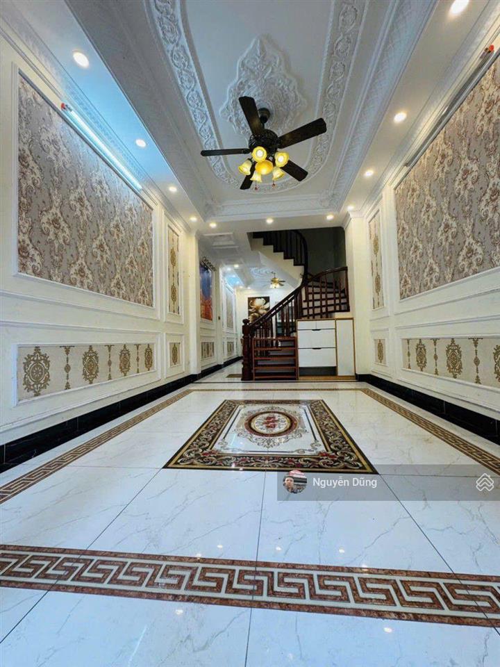 Nhà tái định cư phân lô vip đường 8m  vỉa hè 6m  3 ô tô tránh nhau thoải mái