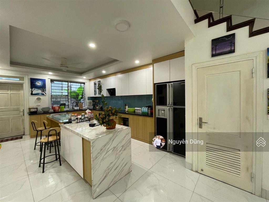 Nhà đẹp dân xây phong cách biệt thự  phân lô ô bàn cờ  ô tô tránh nhau  hàng xóm vinhome