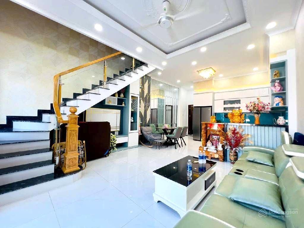 Nhà 3 tầng hxh thông kdc hiệp thành  thủ dầu một  96m2 (5m)  5.05 tỷ