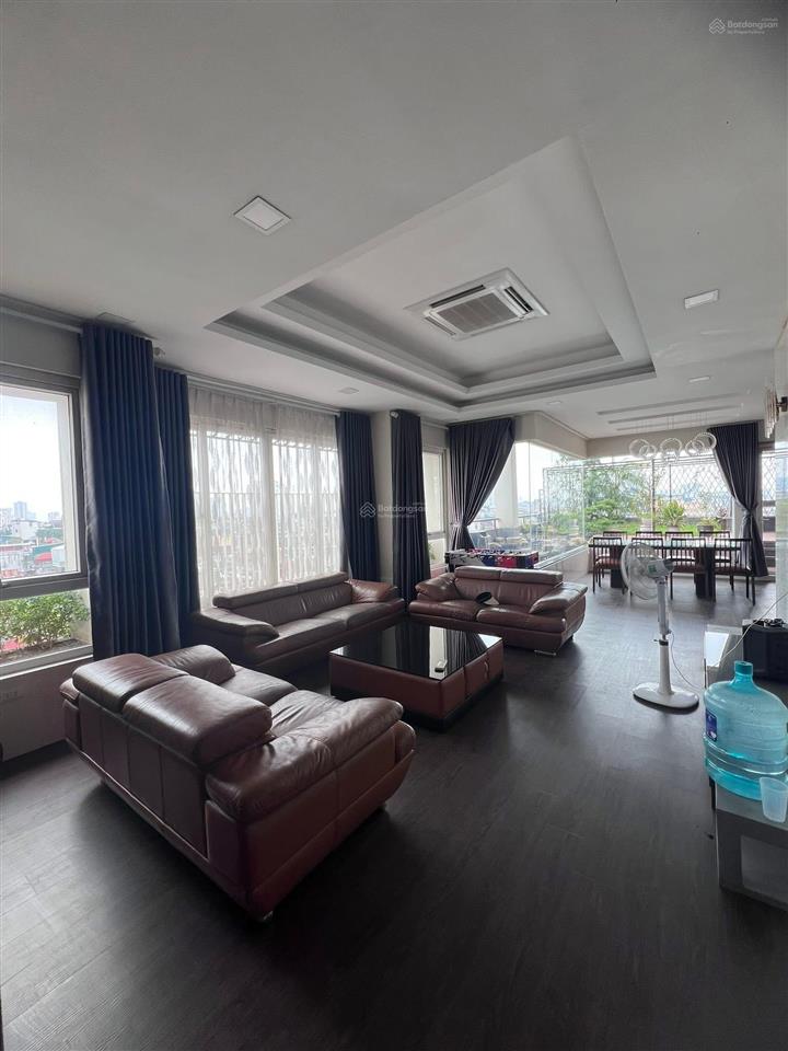 Mình chính chủ cần cho thuê căn hộ rộng 400m nằm trên tầng cao nhất của toà chung cư